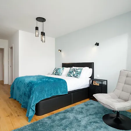 Ocean Front With Pool In * Fuzeta