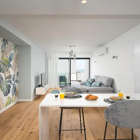 Apartamento Ocean Front With Pool In