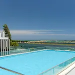Appartement Ocean Front With Pool In